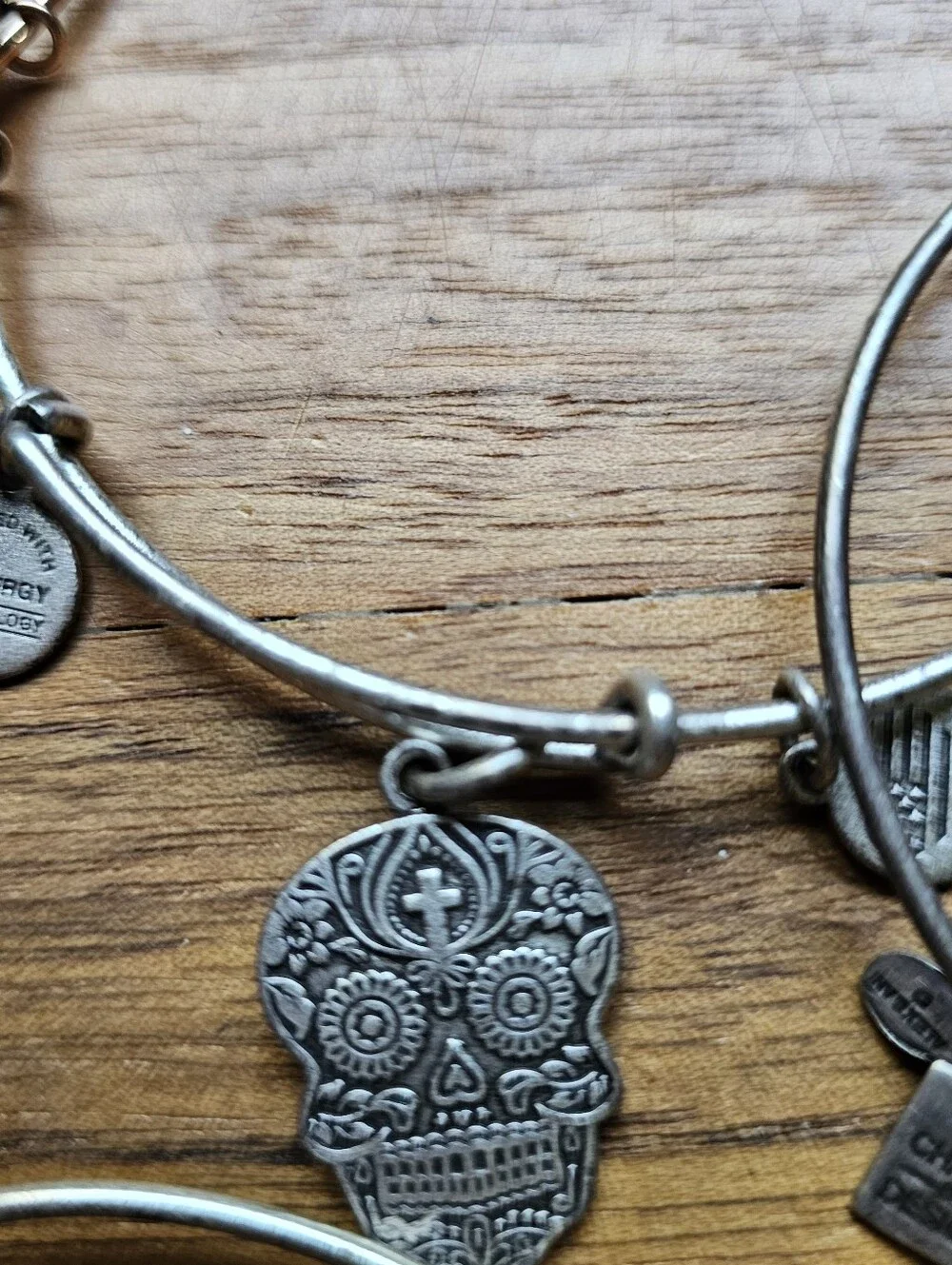 Craft Jewelry Lot 29 Wire Expandable Charm Bangle Bracelets Inc 10 Alex And Ani